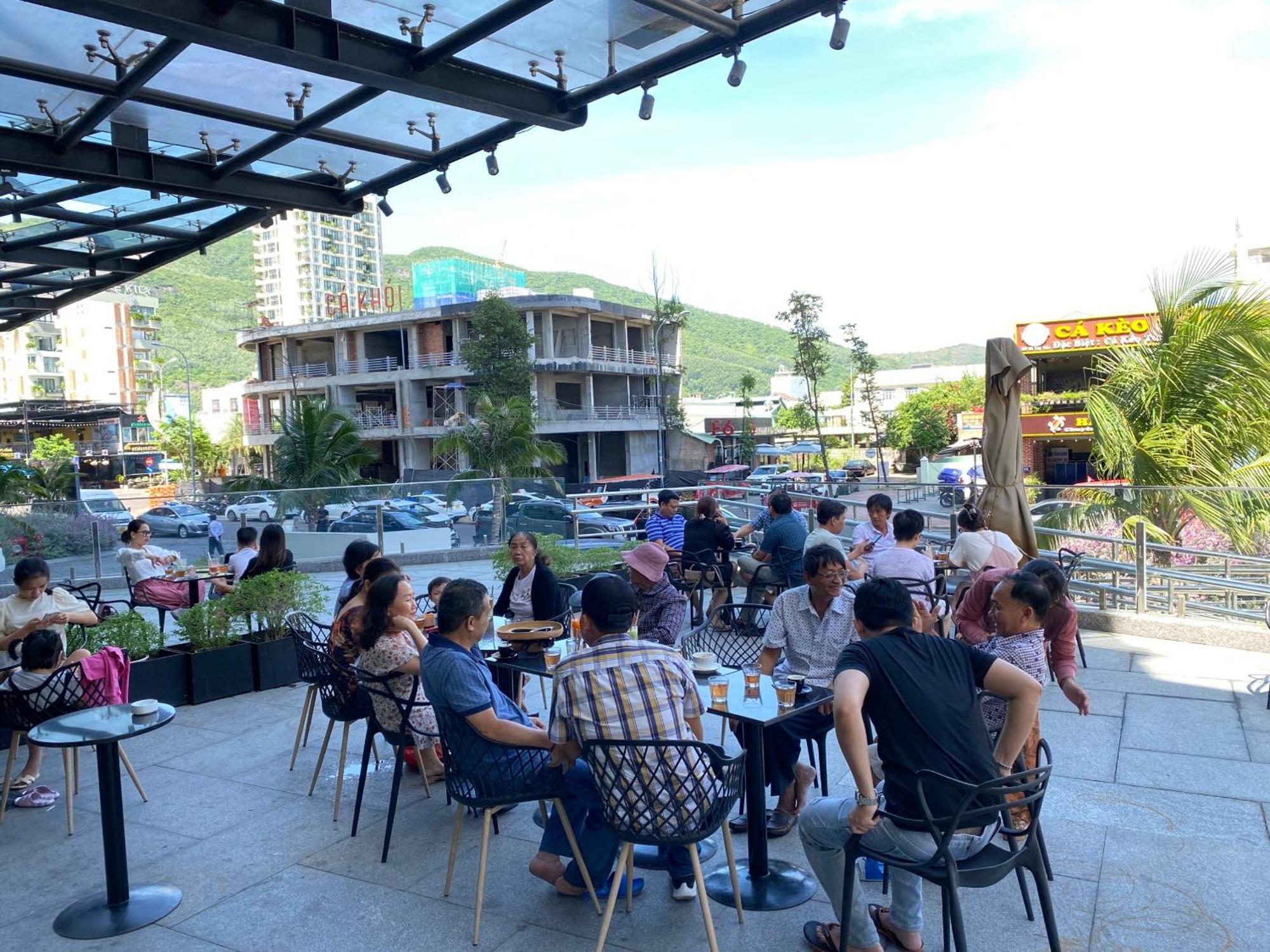 Flc Sea Tower Quy Nhon Ban Cong, Bon Tam, Ho Boi Co Phi, Sat Bien Exteriör bild