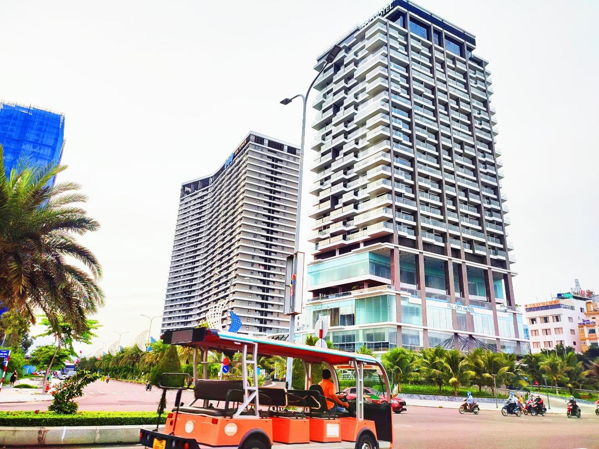 Flc Sea Tower Quy Nhon Ban Cong, Bon Tam, Ho Boi Co Phi, Sat Bien Exteriör bild